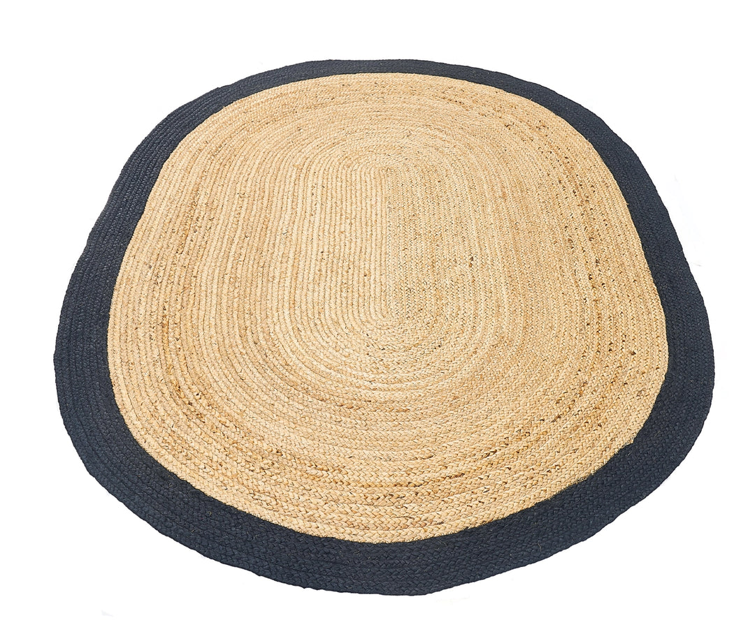 Dolce Vita Agra Black Oval Hand-Made Jute Rug